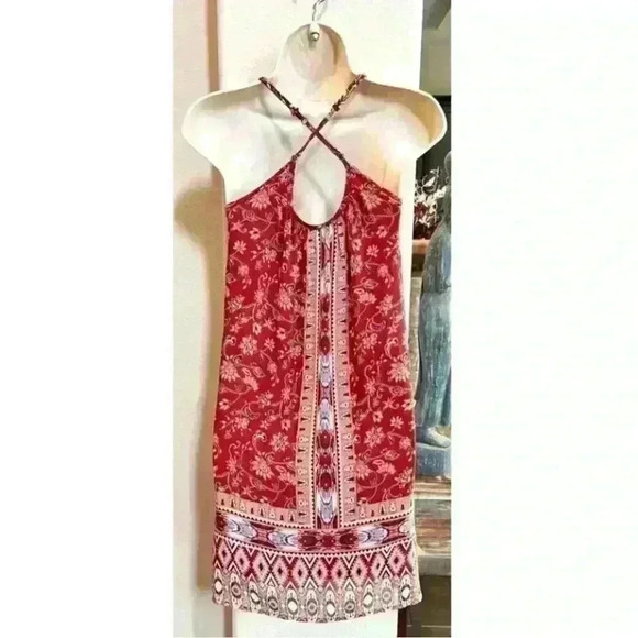 Hollister Spaghetti Strap Sundress in a Red Floral Print - Picture 7 of 10